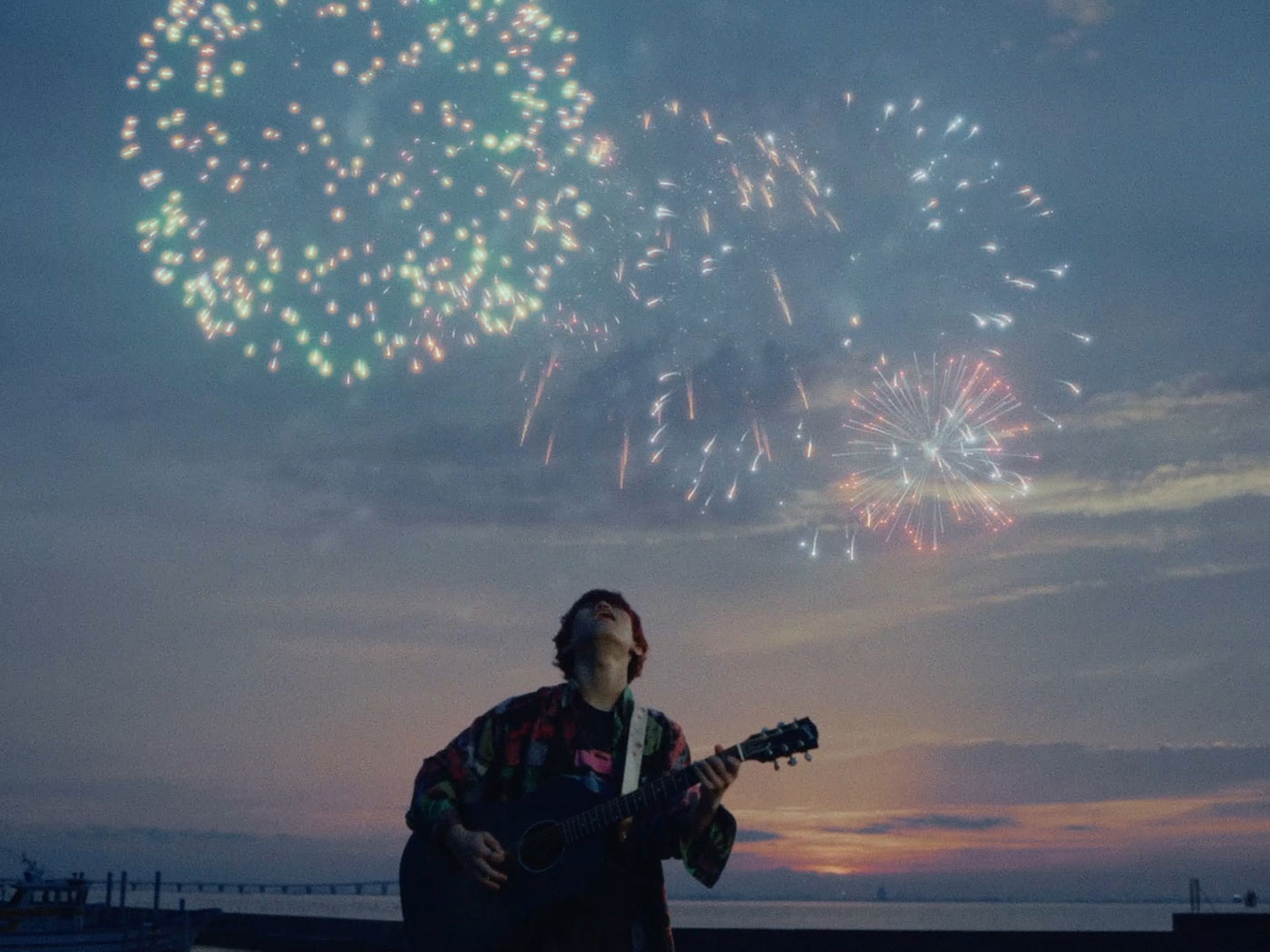 きゃない、突然の新曲「花火」配信リリースで活動再開！ MVプレミア公開と生配信も