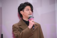 映画『嘘喰い』ジャパンプレミアで、横浜流星、佐野勇斗、白石麻衣らキャストが観客にイカサマ!? - 画像一覧（2/4）