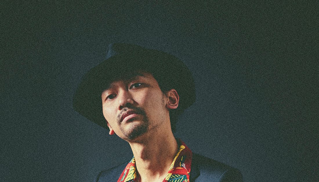 ALI 世界中の多種多様なサウンドが詰まったメジャーファーストフルアルバム『MUSIC WORLD』。真摯に音楽と向き合い、たどり着いた一枚が ...
