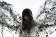 Aimer、新曲「crossovers」が全編オリジナルアニメで製作されたJRAブランドCMソングに決定 - 画像一覧（1/6）