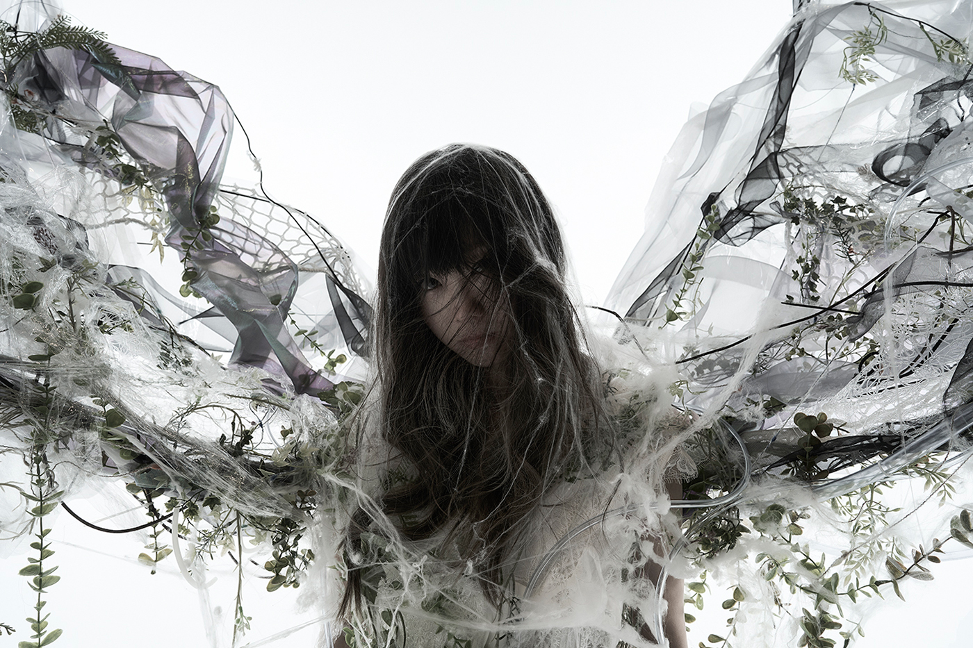 Aimer、TVアニメ『NieR:Automata Ver1.1a』OPテーマ「escalate」を配信リリース