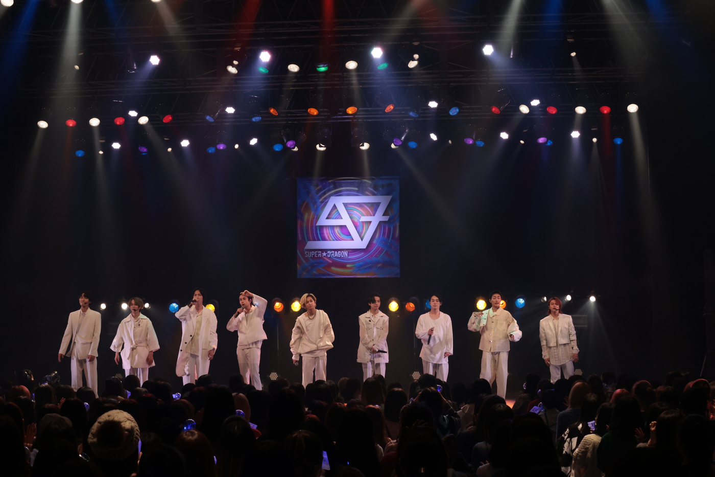 SUPER★DRAGON、FC限定ライブ『For BLUE』の振替公演を開催！FCイベントならではのゲームバトルコーナーや大喜利タイムも - 画像一覧（35/38）