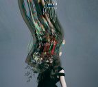 Aimer、ニューシングル「escalate」のアーティスト写真＆ジャケットアートワーク公開 - 画像一覧（4/5）