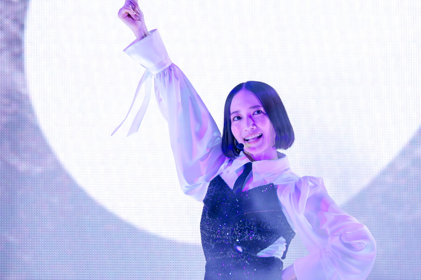 【ライブレポート】Perfume、5年ぶりのカウントダウンライブで2023年のロンドン公演をアップデートしたステージを披露 - 画像一覧（4/7）