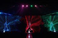 【ライブレポート】Perfume、5年ぶりのカウントダウンライブで2023年のロンドン公演をアップデートしたステージを披露 - 画像一覧（2/7）