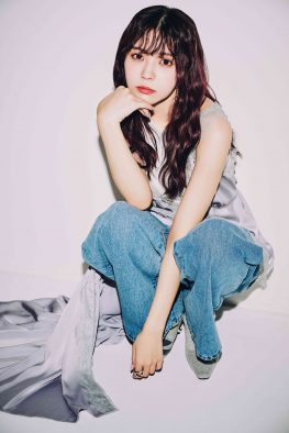 小林由依が初のソロカレンダーを発売！小林自身が各月のシチュエーションを企画・提案