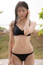 26時のマスカレイド・吉井美優、大人っぽい黒の水着姿を披露！  1st写真集の先行カット解禁 - 画像一覧（2/3）