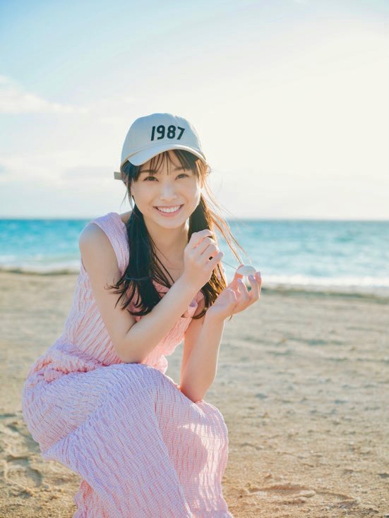 NMB48・梅山恋和、ファースト写真集のタイトルが『恋する人』に決定 - 画像一覧（7/8）