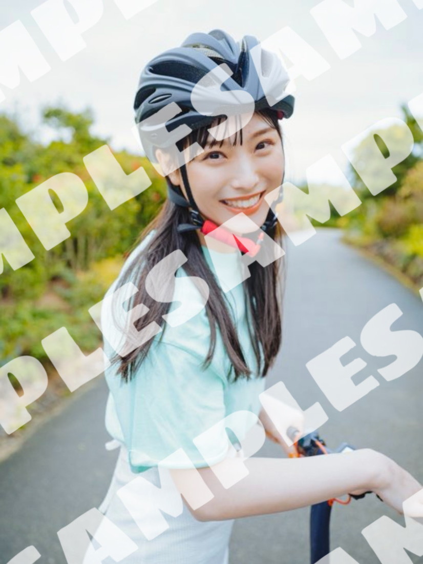 NMB48・梅山恋和、1st写真集『恋する人』の店舗別特典となる限定ポストカード全5種デザイン公開