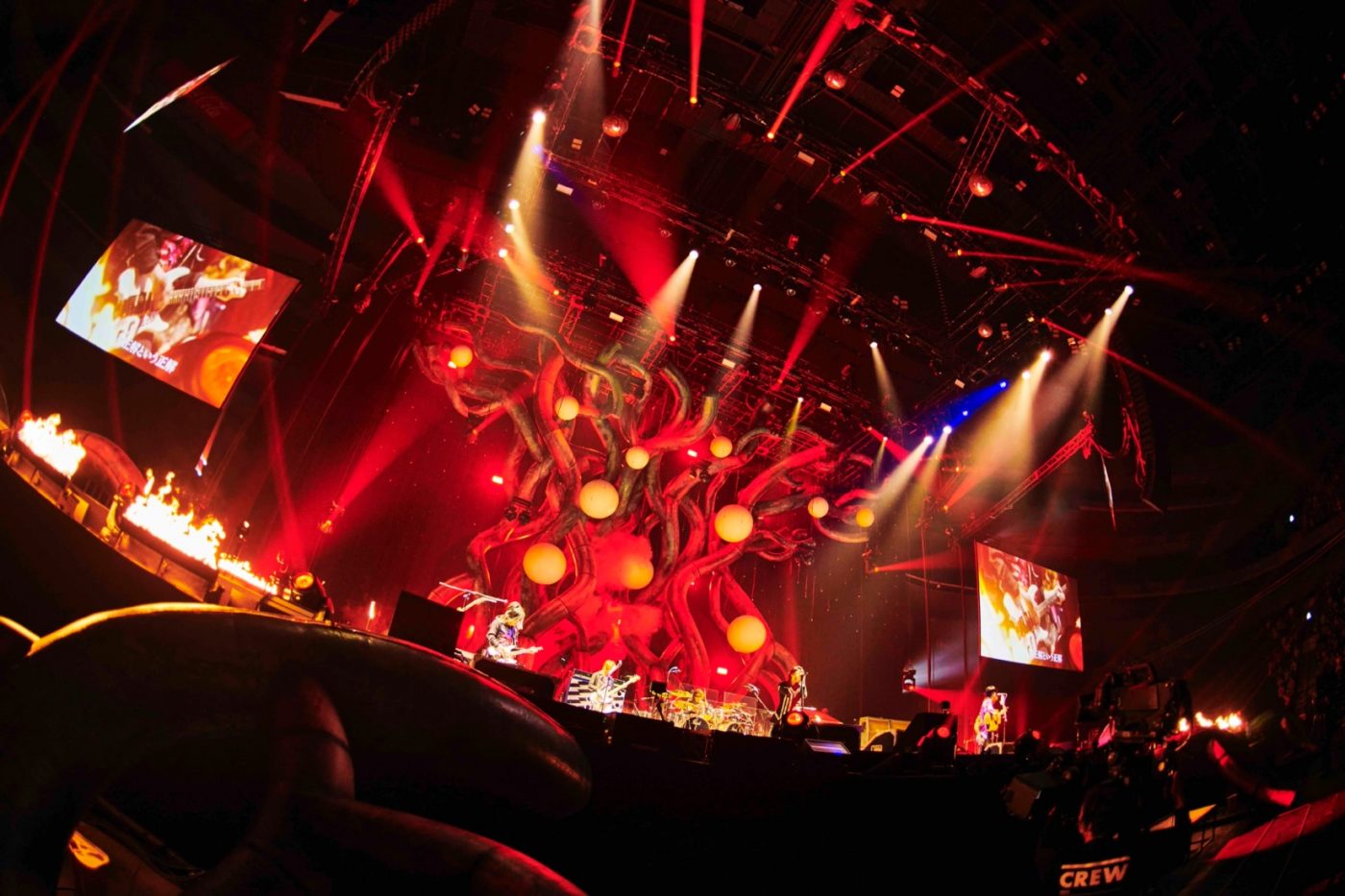 GLAY、「Holy Knight」ライブ映像を先行公開！ JIROからコメントも到着