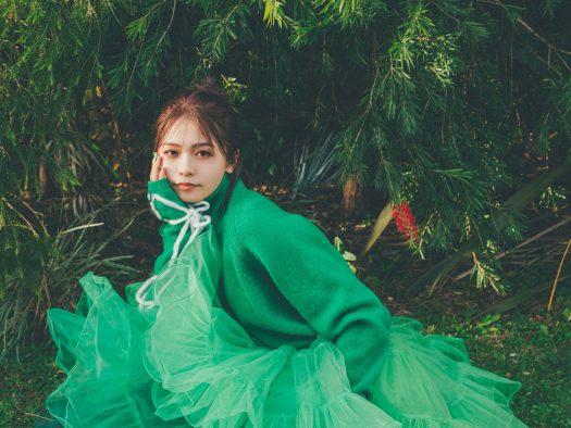 足立佳奈、4thアルバム『Seeker』全曲入りトレーラー映像公開。リリース直前YouTube生配信も決定