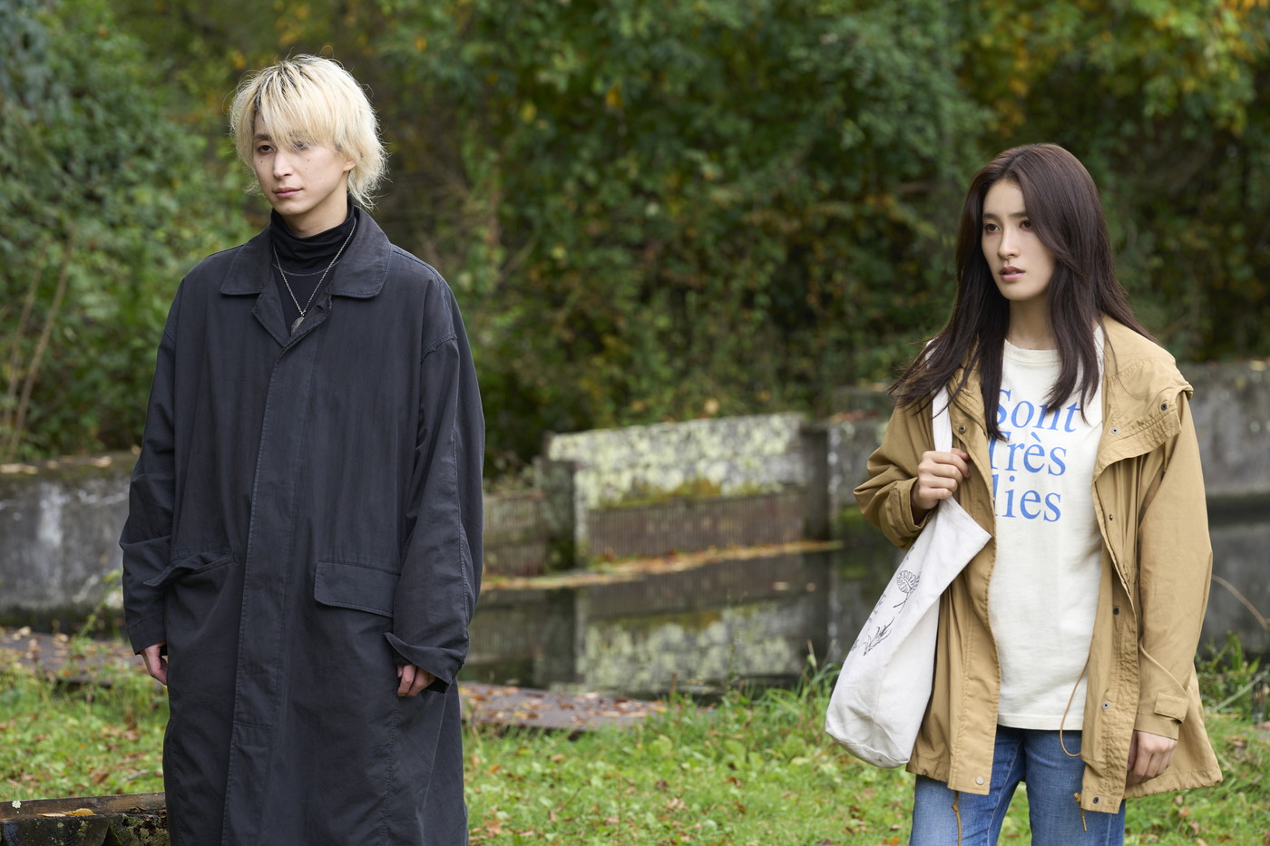 「土屋太鳳×佐久間大介」「土屋太鳳×金子ノブアキ」。映画『マッチング』より2つのデートシーンを切り取った場面写真公開