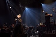 【ライブレポート】家入レオ＆加藤ミリヤ、オーケストラと作り上げたスペシャルな夜 - 画像一覧（17/28）