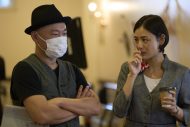 土屋太鳳、佐久間大介（Snow Man）、金子ノブアキら出演、映画『マッチング』よりメイキング写真一挙公開 - 画像一覧（4/4）