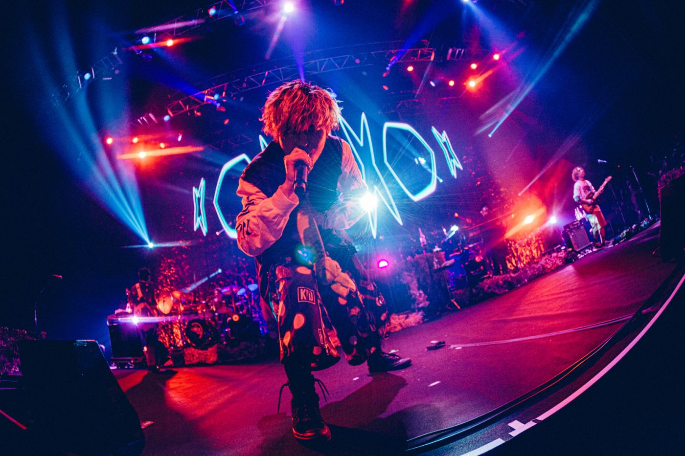 【ライブレポート】Tani Yuukiの気取らない率直な魅力。ツアーファイナルで溢れたショーマンシップを振り返る - 画像一覧（4/11）