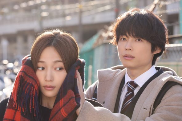 すれ違う瀬奈（川口春奈）と真戸原（松村北斗）！ドラマ『アンサンブル』第4話の最新シーンカット＆あらすじ公開