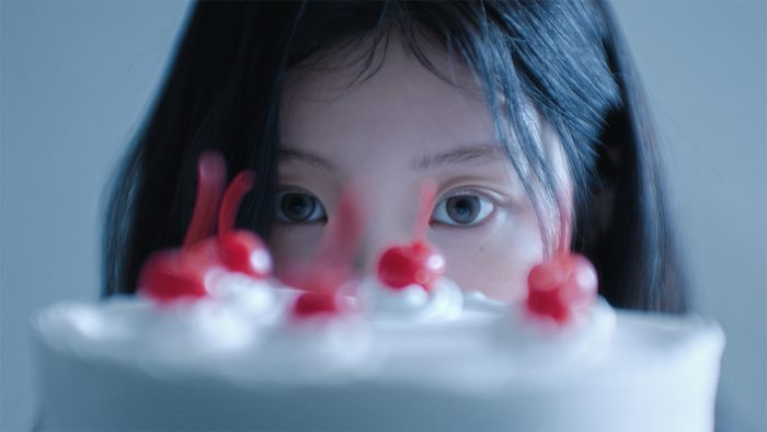 ILLIT日本1stデジタルシングル「Almond Chocolate」のスペシャルムービー公開！音源の配信もスタート