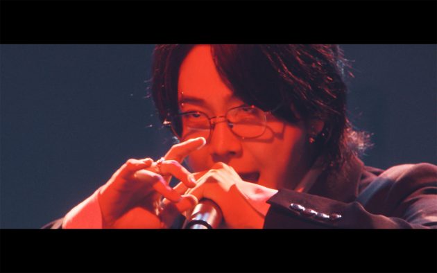 Mrs. GREEN APPLE、Kアリーナ横浜定期公演『Harmony』がBD＆DVD化！「ア・プリオリ」のライブ映像も公開