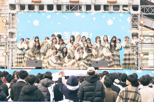 【ライブレポート】櫻坂46、2年ぶりのUSJライブで笑顔満開！学生の忘れられない思い出づくりを応援する『ユニ春！ライブ 2025』DAY2レポート