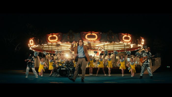 KANA-BOON、谷口鮪（Vo＆Gu）がまわる！ 走る！ 踊る！ 新曲「メリーゴーランド」MV公開