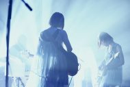 羊文学、2ndアルバム『our hope』初回盤収録のライブ映像の一部をリリース日まで隔日連続公開 - 画像一覧（2/4）