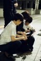 川崎鷹也、前田敦子が友情出演のMV「僕と僕」「ヘイコウセカイ」を公開 - 画像一覧（2/4）