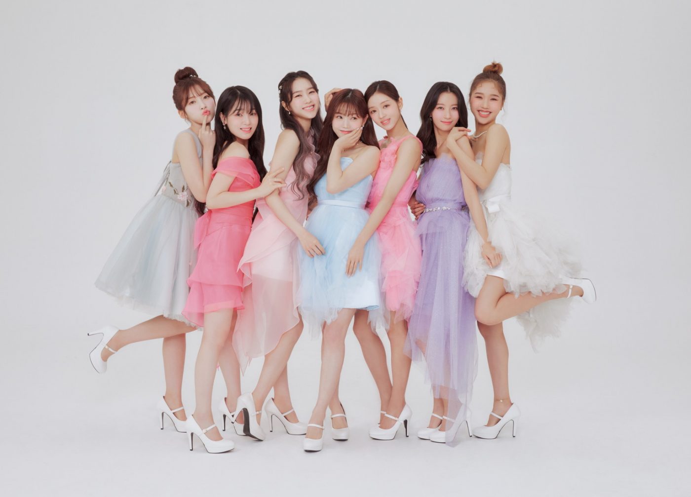 OH MY GIRL、ベストアルバム発売記念グッズのラインナップを公開