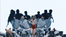 LISA（from BLACKPINK）、ソロ曲「MONEY」パフォーマンス映像が再生回数5億回突破 - 画像一覧（4/4）