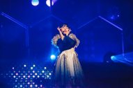 アイナ・ジ・エンド、地元・大阪での初単独アリーナ公演アフタームービーを公開 - 画像一覧（4/5）
