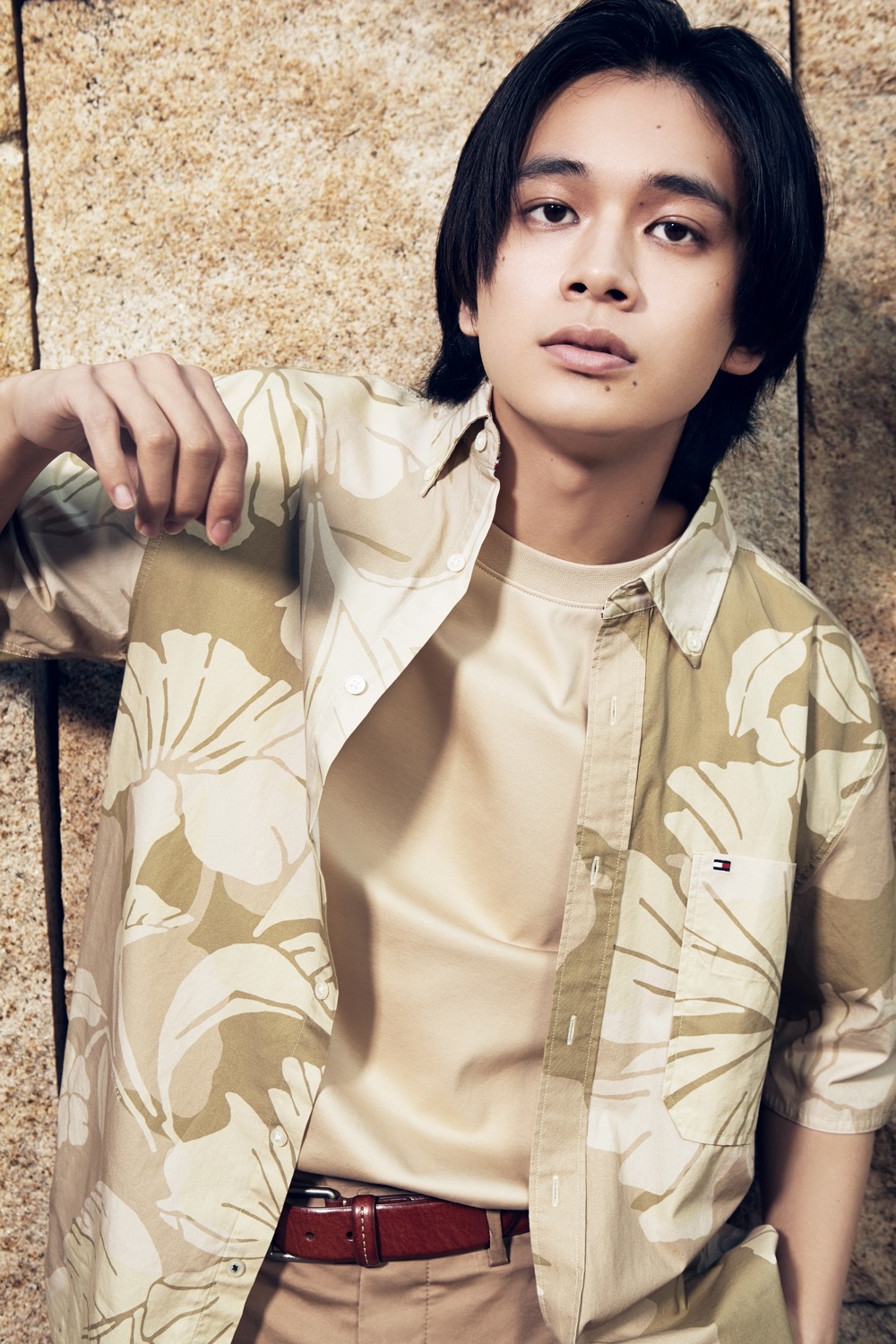 北村匠海（DISH//）、ブランドアンバサダーを務める「トミー ヒルフィガー」の新キャンペーンビジュアル公開 - 画像一覧（15/16）