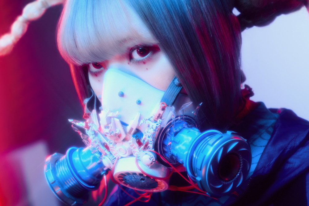 トランジションクリエイター“ケチャップ”、デビュー楽曲「加工迷彩」MV公開！ 監督は、鬼才・佐伯雄一郎 - 画像一覧（2/4）