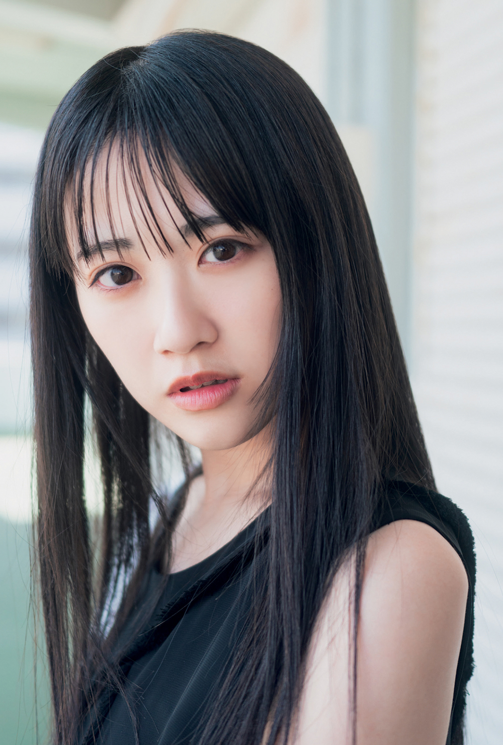 櫻坂46・山崎天、16歳とは思えない美オーラ放つ『blt graph.vol.77』表紙解禁 - 画像一覧（3/9）