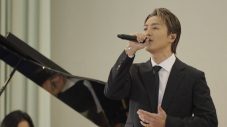 EXILE TAKAHIRO、卒業式にサプライズ登場！ 卒業生とともに「道」を合唱 - 画像一覧（4/9）