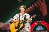 優里、地元・幕張で開催された『Red Bull Jukebox 2023』で1万3,000人を魅了！「僕にとって、地元のライブハウスと言ったら、幕張メッセ」 - 画像一覧（16/25）