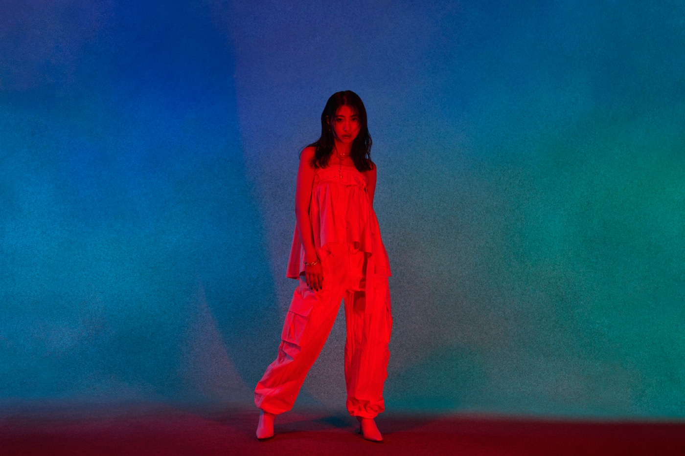 eill、新曲「WE ARE」を配信リリース！ 話題の映像監督QQQによるMVも公開