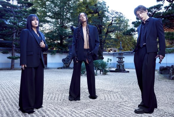 女王蜂全国ホールツアー初日公演から「01」のライブ映像公開！ ツアーファイナルの日テレプラスでの独占放送も決定