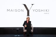 YOSHIKI、ミラノから凱旋帰国！ 自身のハイファッションブランド「MAISON YOSHIKI PARIS」のあらたな展開を発表 - 画像一覧（4/11）