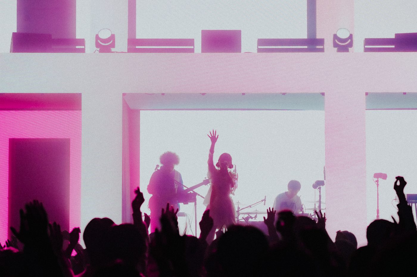 【ライブレポート】MAISONdes2度目のワンマン。総勢18人の入居者集結。MAISONdesのプレイリストを生で見ているかのようなワクワク感 - 画像一覧（9/25）