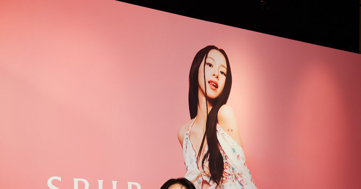 TWICEチェヨン『ETRO x CHAEYOUNG PHOTO GALLERY』に来場！ エトロ