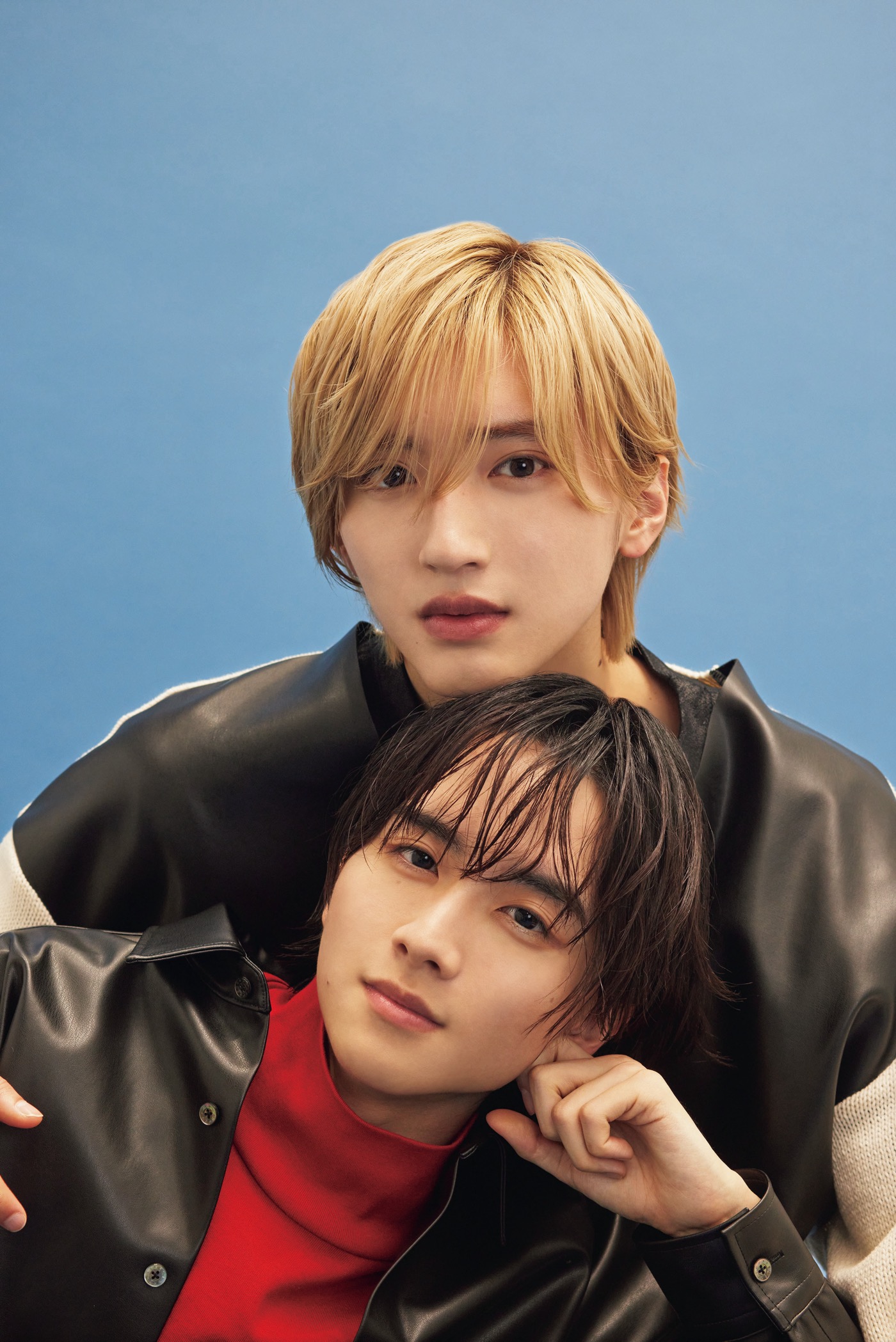 なにわ男子・道枝駿佑×板垣李光人＝“みちりひ”の親密グラビアが『女性セブン』に登場