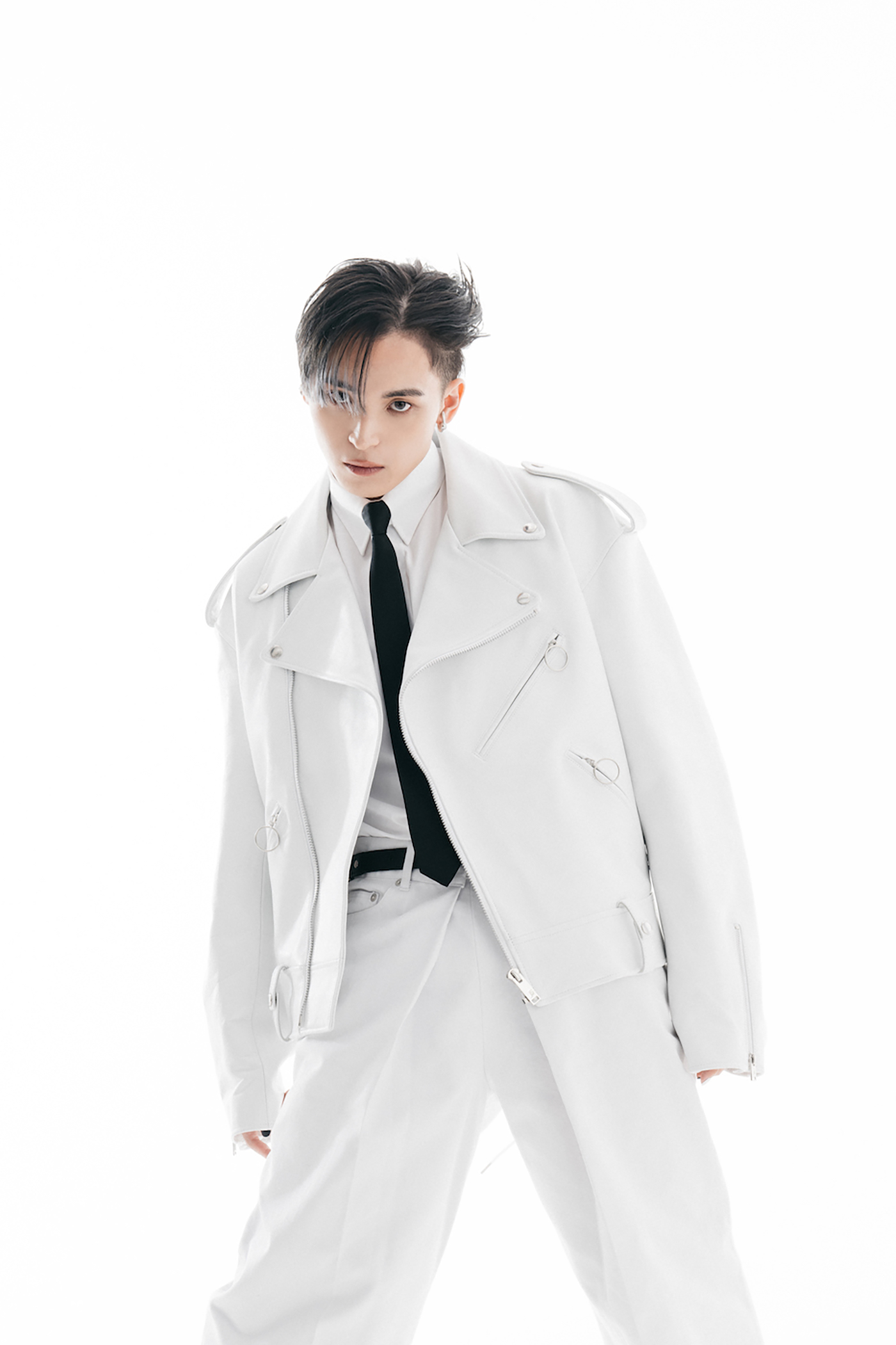 Novel Core日本武道館公演のライブBD＆DVDより全30曲のショートライブ映像を1日1曲公開