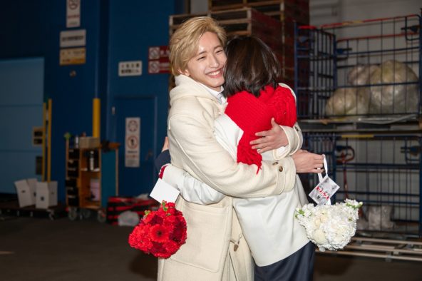 道枝駿佑（なにわ男子）と板垣李光人が熱いハグ！ドラマ『マルス-ゼロの革命-』クランクアップ写真公開