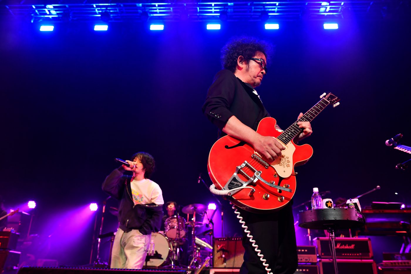 【SMA50th】奥田民生と山内総一郎の「なんて日だ！」。葉加瀬太郎、真心ブラザーズほかゲスト多数登場。SMAの歴史を彩った名曲たちを披露した超スペシャルなライブをレポート - 画像一覧（12/23）