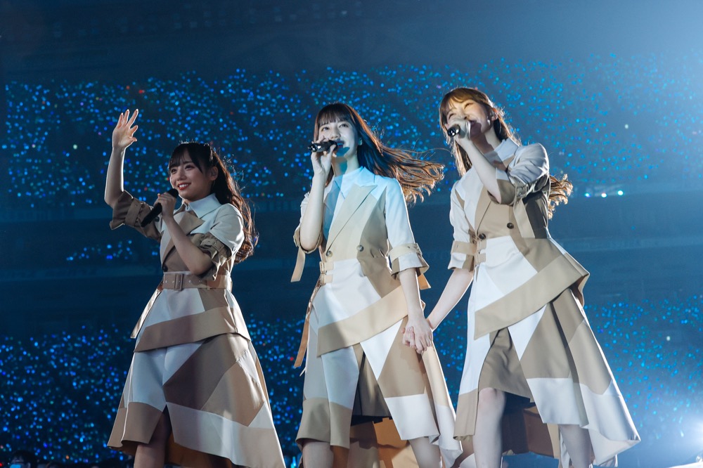 日向坂46、約2年3ヵ月越しの初の東京ドーム公演を開催！ 新曲「僕なんか」のサプライズ披露も - 画像一覧（2/32）