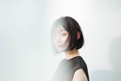 三浦透子、新曲「intersolid」がドラマ『何かおかしい』主題歌に決定
