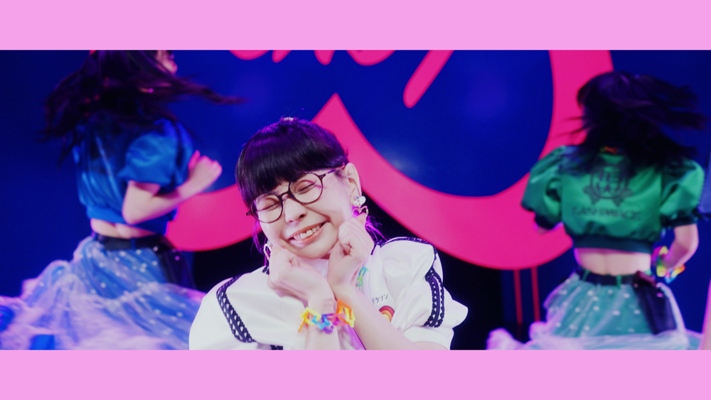 AKB48・柏木由紀、BiSH＆ギャンパレのメンバーと結成したアイドルグループのデビュー曲MV公開 - 画像一覧（15/19）