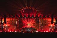 BABYMETAL、SU-METAL×MOAMETAL×MOMOMETALの3人体制で新章がスタート！「すべてが終わり、すべてが始まる」 - 画像一覧（7/15）