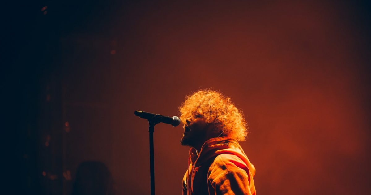 Vaundy、ワンマンツアー『replica』ファイナル公演のオフィシャル