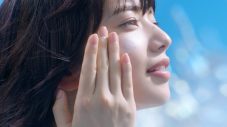 BE:FIRSTの新曲「Smile Again」がアネッサCMソングに決定！ 小松菜奈が出演する新CM公開 - 画像一覧（3/9）