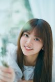 日向坂46・四期生のグラビアを毎日ひとりずつ公開していく「四期生のぽかぽか写真館」。7人目は愛知県出身の19歳、山下葉留花